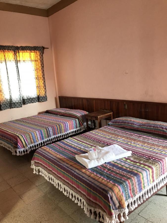 Hotel Izala San Pedro Pochutla Екстер'єр фото