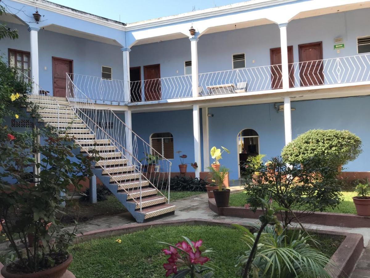 Hotel Izala San Pedro Pochutla Екстер'єр фото